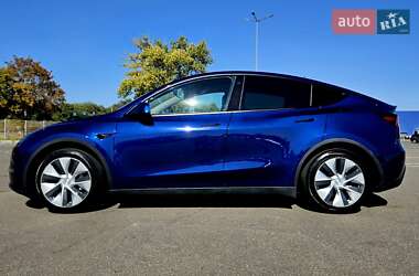 Внедорожник / Кроссовер Tesla Model Y 2021 в 