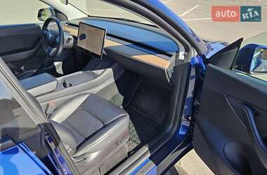 Внедорожник / Кроссовер Tesla Model Y 2021 в 
