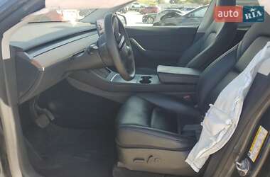 Внедорожник / Кроссовер Tesla Model Y 2022 в 