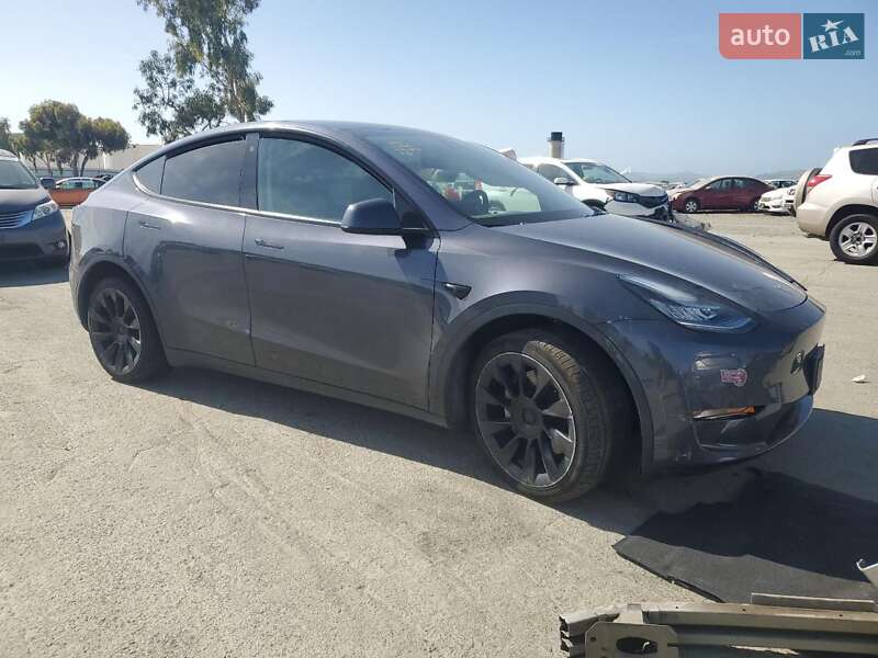 Внедорожник / Кроссовер Tesla Model Y 2022 в 