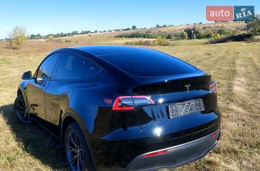 Внедорожник / Кроссовер Tesla Model Y 2024 в 
