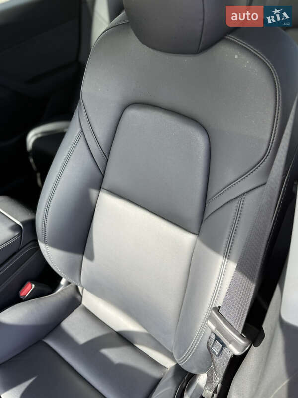 Внедорожник / Кроссовер Tesla Model Y 2022 в Бердичеве