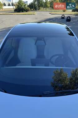 Позашляховик / Кросовер Tesla Model Y 2021 в 