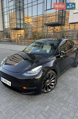 Внедорожник / Кроссовер Tesla Model Y 2020 в Днепре