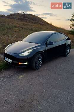 Внедорожник / Кроссовер Tesla Model Y 2021 в 