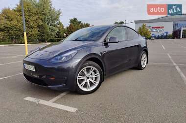 tesla model-y 2024 в Бровары от профессионального продавца Василь Гомонай
