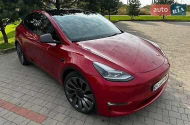 Позашляховик / Кросовер Tesla Model Y 2021 в 
