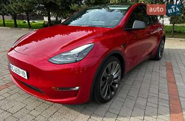 Позашляховик / Кросовер Tesla Model Y 2021 в 