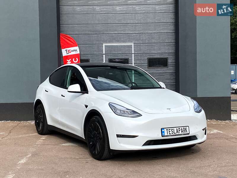 Позашляховик / Кросовер Tesla Model Y 2021 в Києві