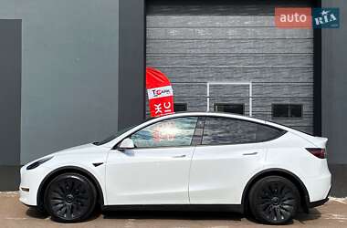 Позашляховик / Кросовер Tesla Model Y 2021 в 
