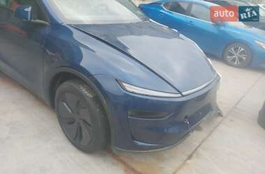 Позашляховик / Кросовер Tesla Model Y 2025 в Києві