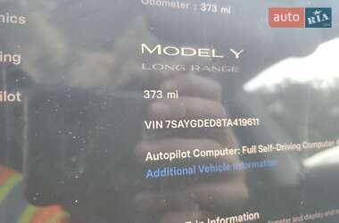 Позашляховик / Кросовер Tesla Model Y 2025 в Києві