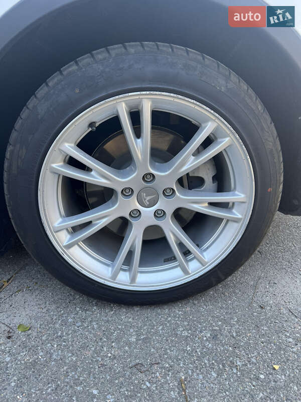 Позашляховик / Кросовер Tesla Model Y 2022 в Ірпені фото 4 Позашляховик / Кросовер Tesla Model Y 2022 в Ірпені