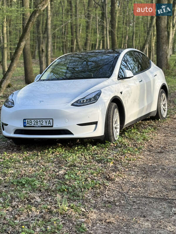 Tesla Model Y 2022