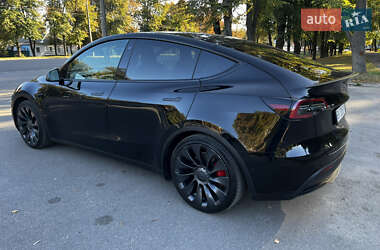 Внедорожник / Кроссовер Tesla Model Y 2022 в 
