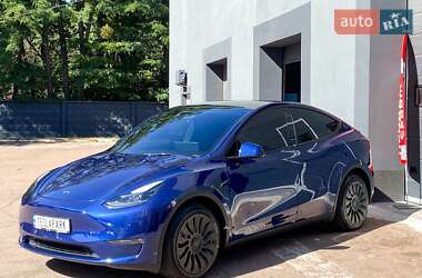 Позашляховик / Кросовер Tesla Model Y 2023 в 