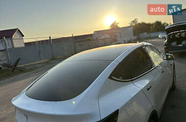 Внедорожник / Кроссовер Tesla Model Y 2023 в 