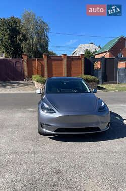 Внедорожник / Кроссовер Tesla Model Y 2024 в 