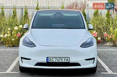 Внедорожник / Кроссовер Tesla Model Y 2021 в 