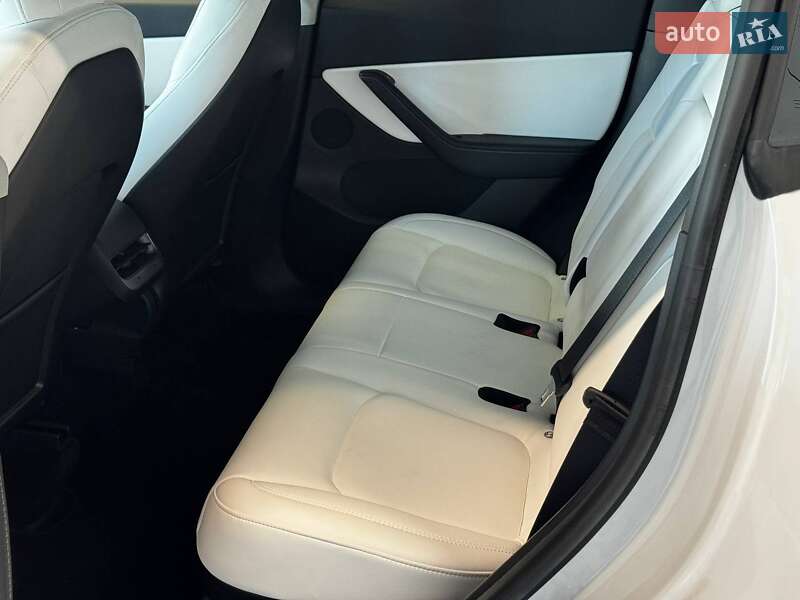 Позашляховик / Кросовер Tesla Model Y 2021 в Львові фото 17 Позашляховик / Кросовер Tesla Model Y 2021 в Львові