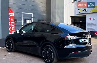 Внедорожник / Кроссовер Tesla Model Y 2024 в 