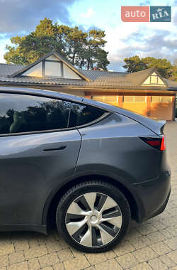 Позашляховик / Кросовер Tesla Model Y 2020 в 