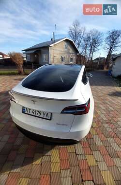 Позашляховик / Кросовер Tesla Model Y 2020 в 