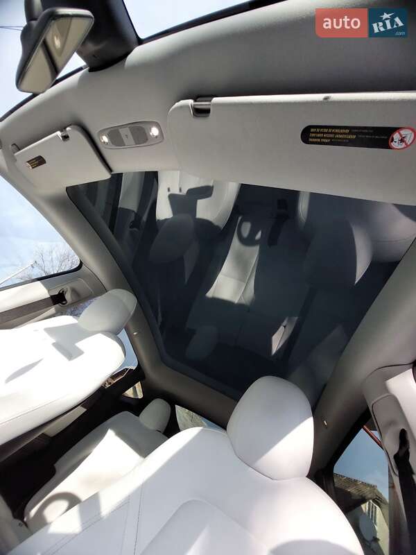 Внедорожник / Кроссовер Tesla Model Y 2020 в Тысменице