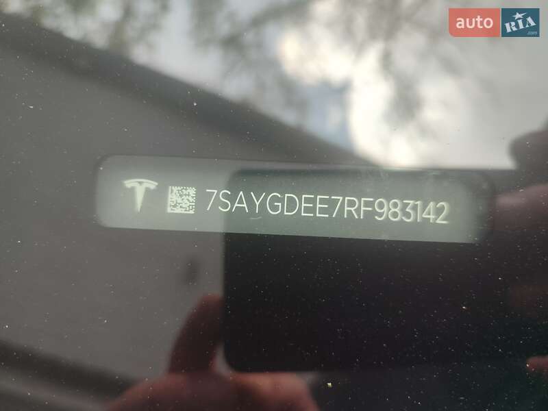 Позашляховик / Кросовер Tesla Model Y 2024 в Кривому Розі