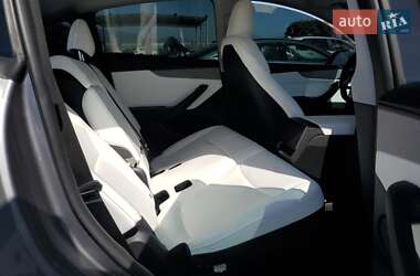 Внедорожник / Кроссовер Tesla Model Y 2025 в 