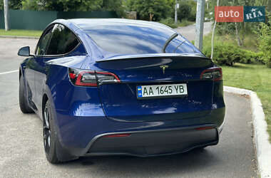 Внедорожник / Кроссовер Tesla Model Y 2021 в 