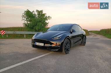 Позашляховик / Кросовер Tesla Model Y 2022 в 