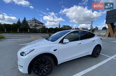 Внедорожник / Кроссовер Tesla Model Y 2024 в 