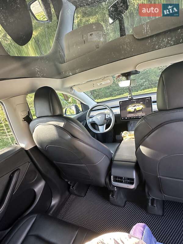 Внедорожник / Кроссовер Tesla Model Y 2022 в Ивано-Франковске фото 8 Внедорожник / Кроссовер Tesla Model Y 2022 в Ивано-Франковске