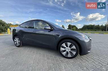 Позашляховик / Кросовер Tesla Model Y 2023 в 