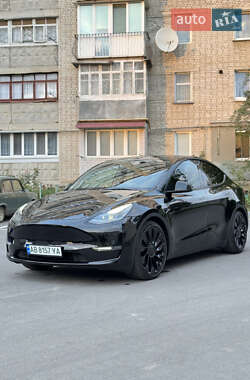 Позашляховик / Кросовер Tesla Model Y 2022 в 