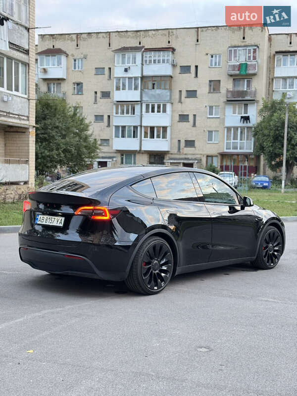 Внедорожник / Кроссовер Tesla Model Y 2022 в Могилев-Подольске