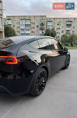 Позашляховик / Кросовер Tesla Model Y 2022 в 
