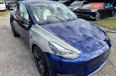 Внедорожник / Кроссовер Tesla Model Y 2023 в 
