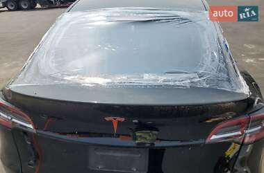 Внедорожник / Кроссовер Tesla Model Y 2023 в 