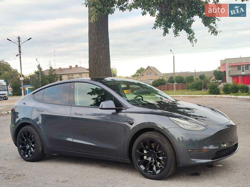 Позашляховик / Кросовер Tesla Model Y 2022 в 