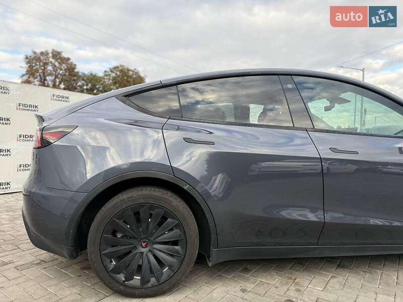 Позашляховик / Кросовер Tesla Model Y 2021 в Луцьку