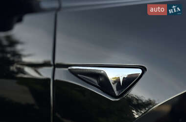 Позашляховик / Кросовер Tesla Model Y 2020 в 