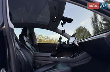 Позашляховик / Кросовер Tesla Model Y 2020 в 