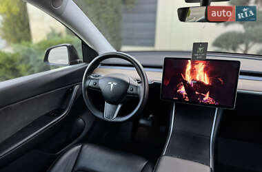 Позашляховик / Кросовер Tesla Model Y 2020 в 