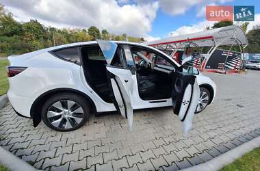 Внедорожник / Кроссовер Tesla Model Y 2021 в 