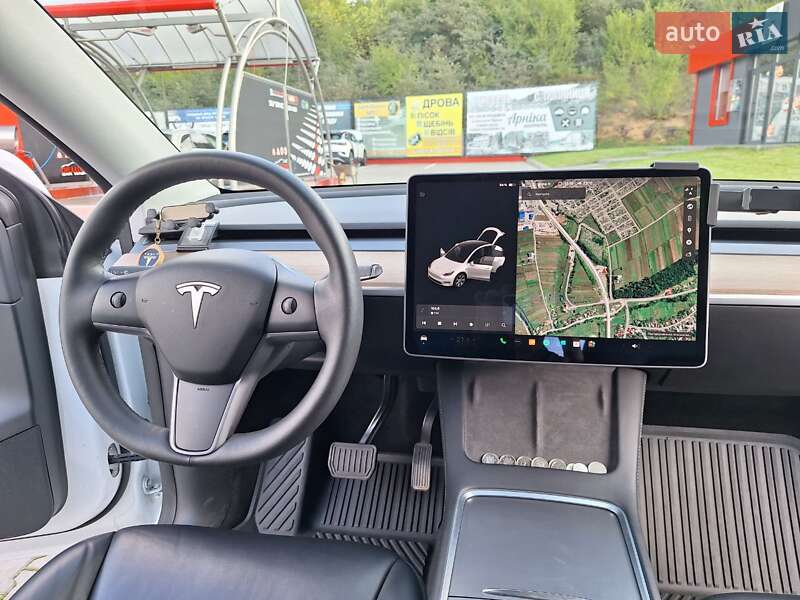 Позашляховик / Кросовер Tesla Model Y 2021 в Тернополі
