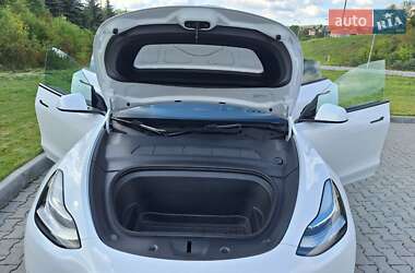 Внедорожник / Кроссовер Tesla Model Y 2021 в Тернополе
