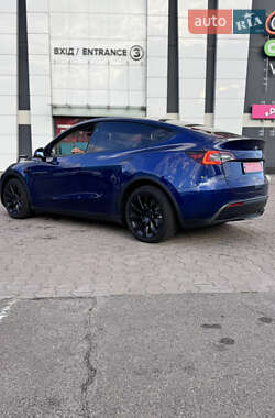 Позашляховик / Кросовер Tesla Model Y 2023 в 