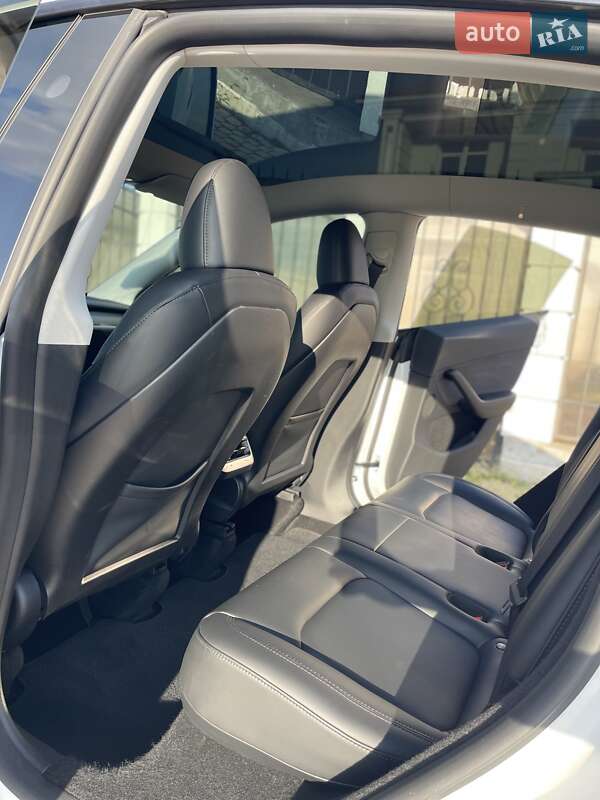 Внедорожник / Кроссовер Tesla Model Y 2023 в Одессе фото 16 Внедорожник / Кроссовер Tesla Model Y 2023 в Одессе